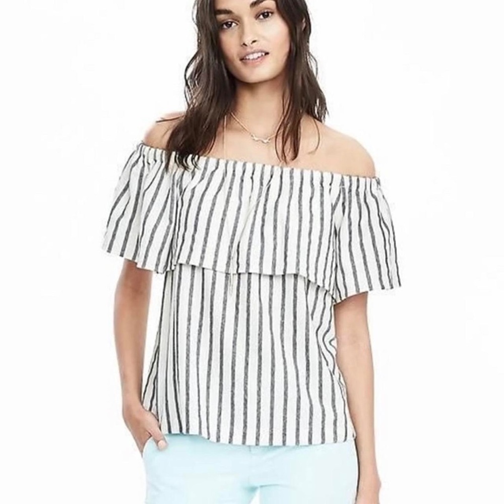 Banana Republic Off the Shoulder Striped Top - XS